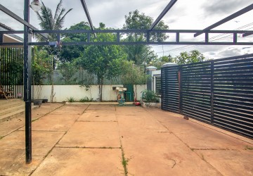 2 Bedroom Bungalow For Sale - Sala Kamreuk, Siem Reap thumbnail