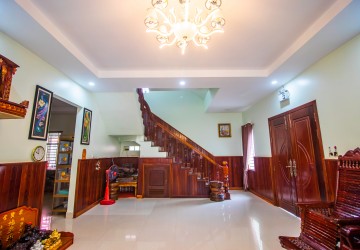 4 Bedroom Villa For Rent - Sala Kamreuk, Siem Reap thumbnail