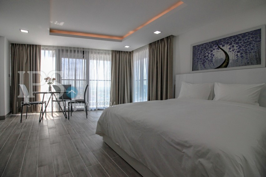 3 Bedroom Serviced Apartment For Rent - Tonle Bassac, Phnom Penh