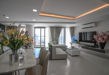 3 Bedroom Serviced Apartment For Rent - Tonle Bassac, Phnom Penh thumbnail