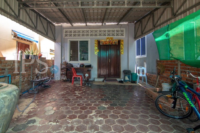 2 Bedroom House For Sale - Slor Kram, Siem Reap