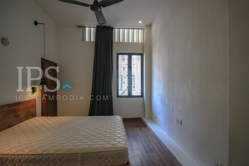 Renovated 2 Bedroom Apartment For Rent - Phsar Chas, Phnom Penh