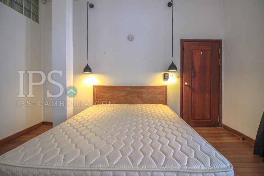 Renovated 2 Bedroom Apartment For Rent - Phsar Chas, Phnom Penh