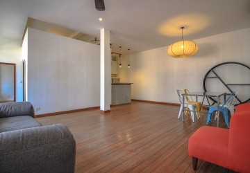 Renovated 2 Bedroom Apartment For Rent - Phsar Chas, Phnom Penh thumbnail