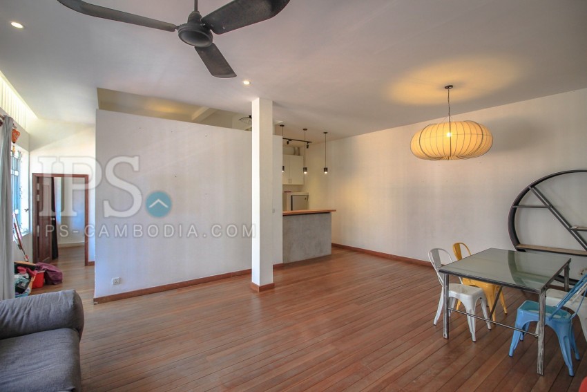 Renovated 2 Bedroom Apartment For Rent - Phsar Chas, Phnom Penh