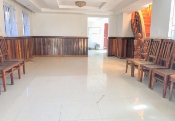 4 Bedroom Commercial Villa For Rent - Russei Luk Siem Reap thumbnail