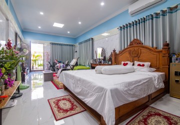 7 Bedroom House For Sale - Chaom Chau, Khan Por Sen Chey, Phnom Penh thumbnail