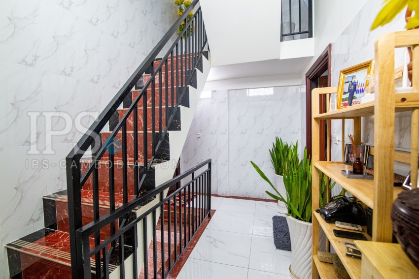 7 Bedroom House For Sale - Chaom Chau, Khan Por Sen Chey, Phnom Penh