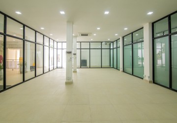 350 Sqm Office Space For Rent - Daun Penh, Phnom penh thumbnail