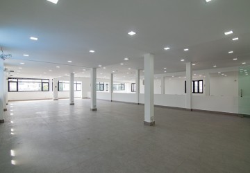 350 Sqm Office Space For Rent - Daun Penh, Phnom penh thumbnail