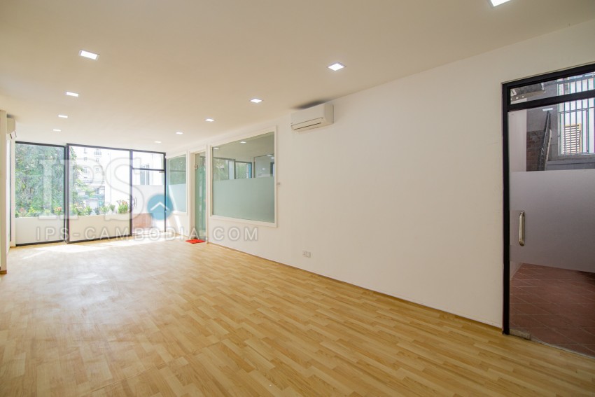 350 Sqm Office Space For Rent - Daun Penh, Phnom penh