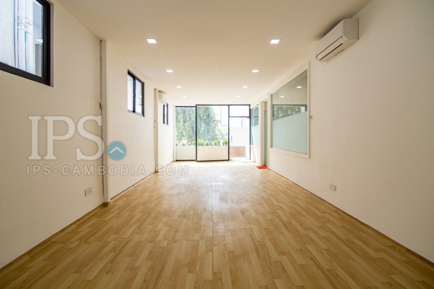 350 Sqm Office Space For Rent - Daun Penh, Phnom penh