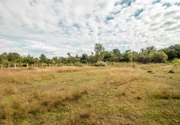   1560 Sqm Land For Sale - Banteay Srey, Siem Reap thumbnail