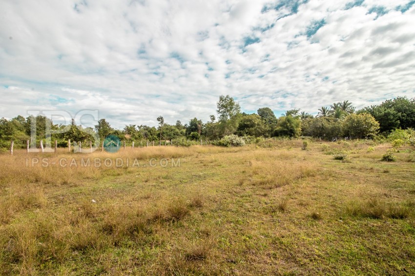   1560 Sqm Land For Sale - Banteay Srey, Siem Reap