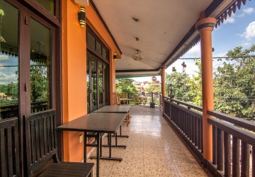 4 Bedroom House With Restaurant For Sale - Night Market, Siem Reap thumbnail