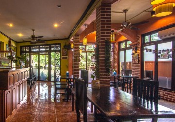 4 Bedroom House With Restaurant For Sale - Night Market, Siem Reap thumbnail