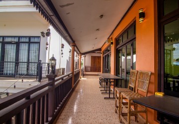 4 Bedroom House With Restaurant For Sale - Night Market, Siem Reap thumbnail