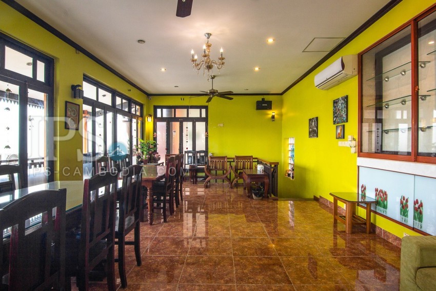 4 Bedroom House With Restaurant For Sale - Night Market, Siem Reap