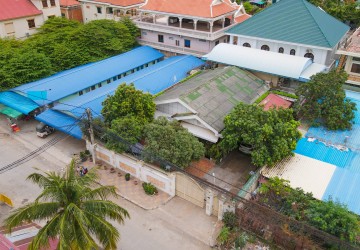 4 Bedroom Bungalow Villa For Sale - Toul Kork, Phnom Penh thumbnail