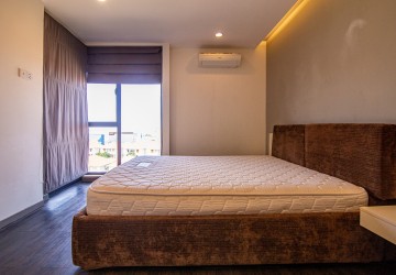 3 Bedroom Apartment For Rent - Chroy Changvar, Phnom Penh thumbnail