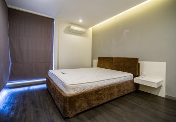 3 Bedroom Apartment For Rent - Chroy Changvar, Phnom Penh thumbnail
