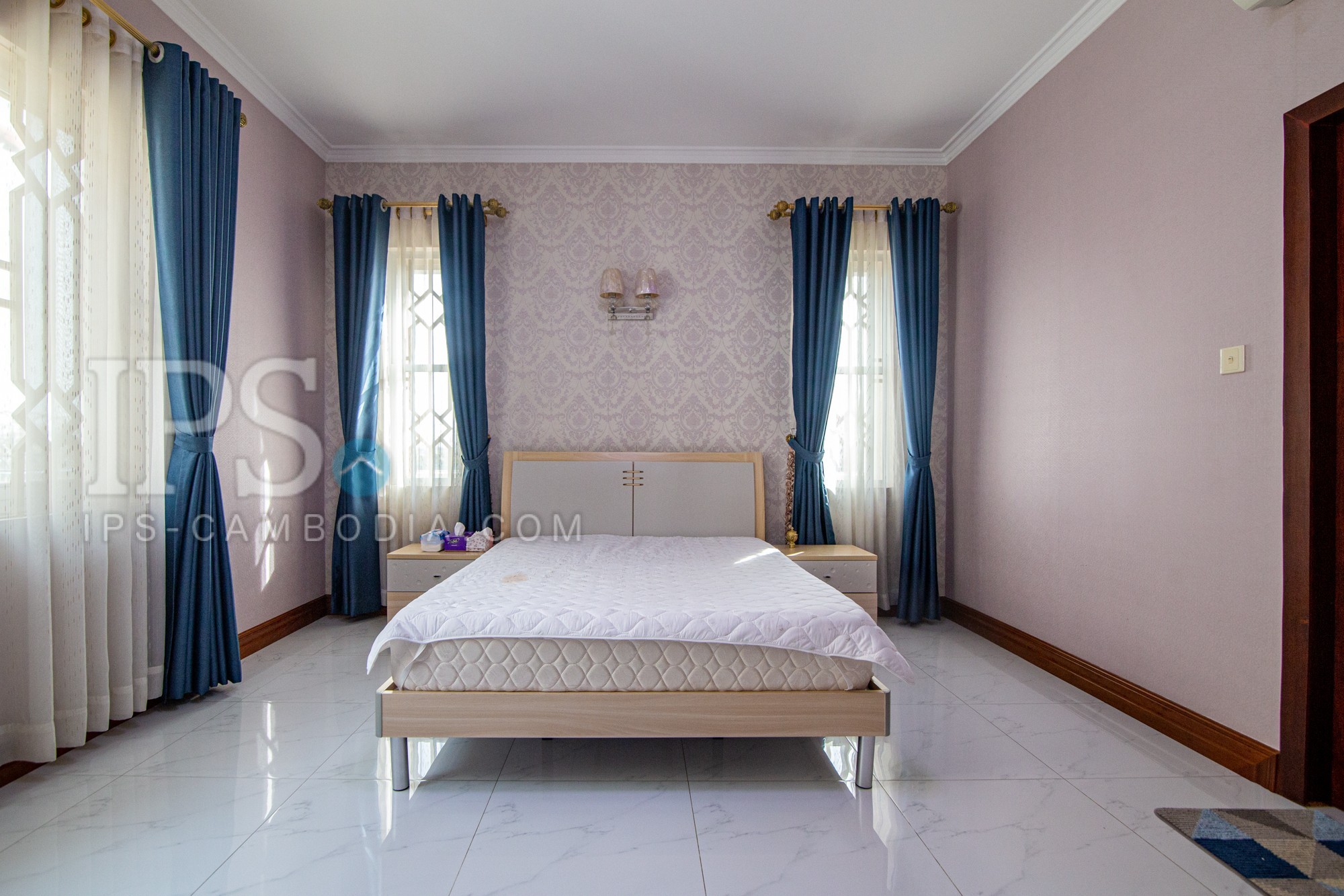 5 Bedroom Villa For Rent - Tonle Bassac, Phnom Penh - Image 23