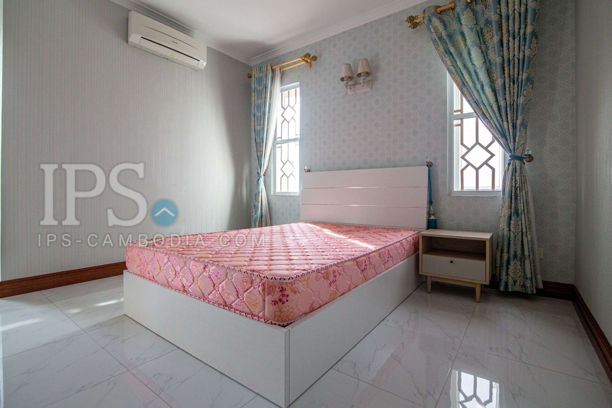 5 Bedroom Villa For Rent - Tonle Bassac, Phnom Penh - Image 20