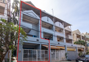 4 Twin Villa For Sale - Borey Chamkamorn, Phnom Penh thumbnail