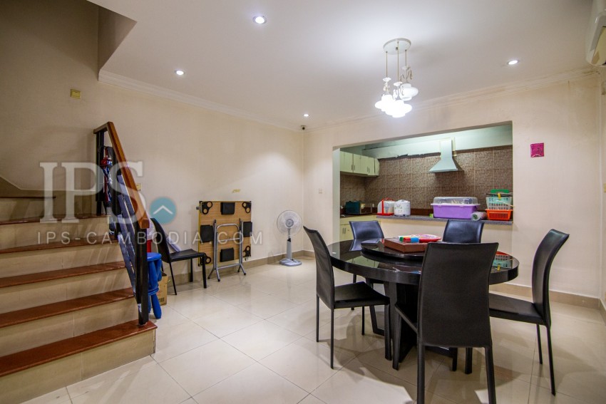 4 Bedroom Twin Villa For Sale - Borey Chamkamorn, Phnom Penh