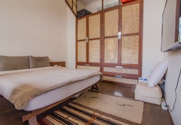 1 Bedroom Renovated Apartment For Rent - Ou Ruessei 3, Phnom Penh thumbnail