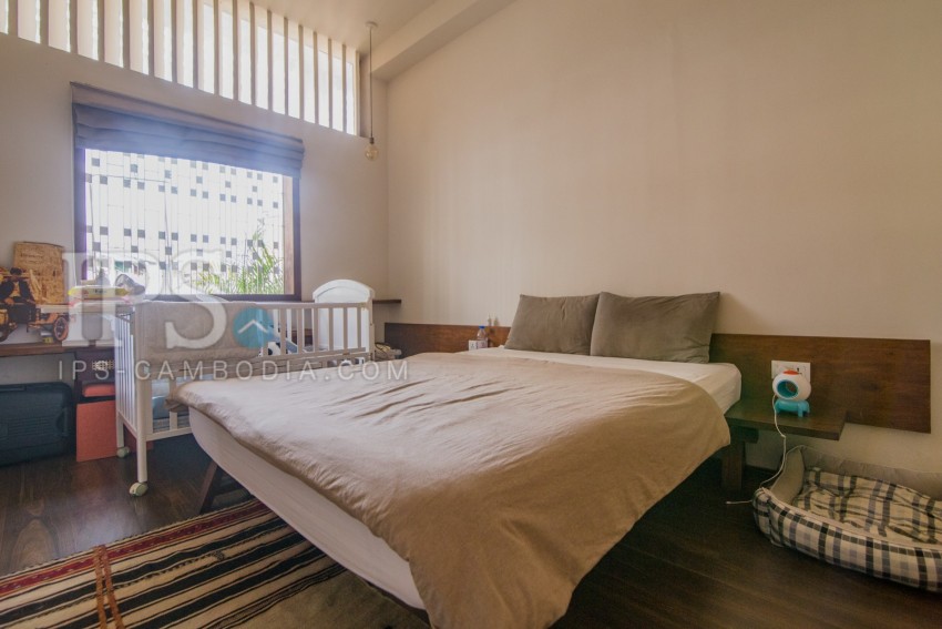 1 Bedroom Renovated Apartment For Rent - Ou Ruessei 3, Phnom Penh