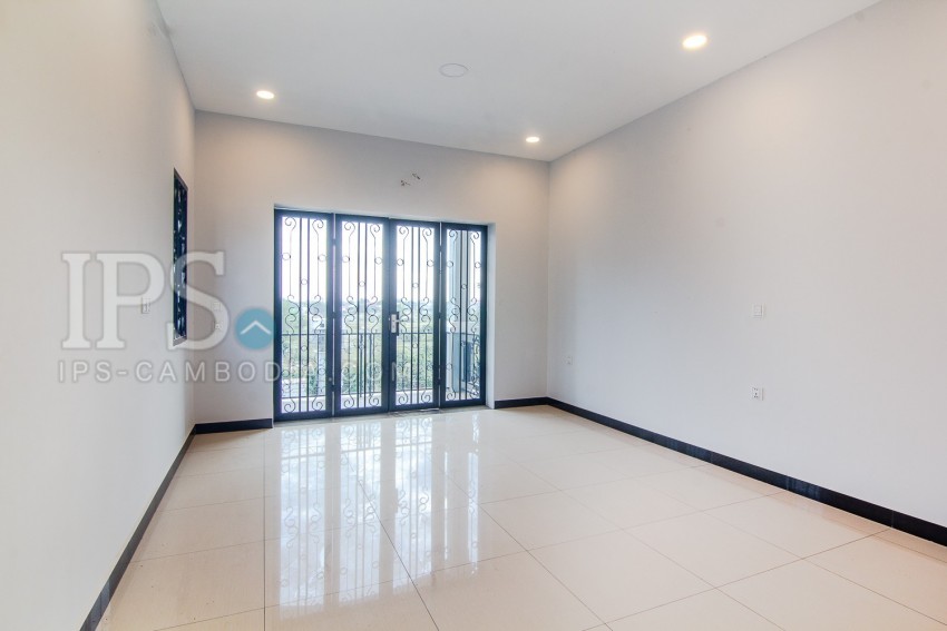 4 Bedroom Flat House For Sale - Svay Thom, Siem Reap