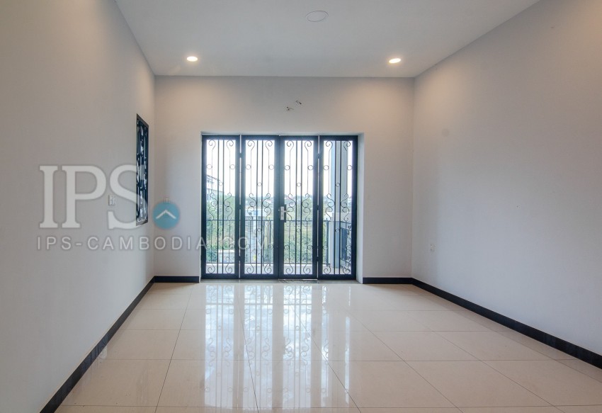 4 Bedroom Flat House For Sale - Svay Thom, Siem Reap