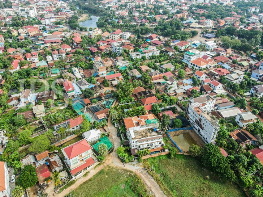 សណ្ឋាគារ 11 បន្ទប់គេង សម្រាប់លក់ - សង្កាត់សាលាកំរើក, ក្រុងសៀមរាប