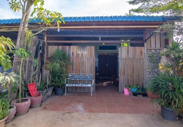 2 Bedroom House For Sale - Sangkat Siem Reap, Siem Reap thumbnail