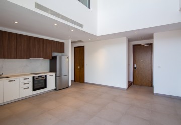 16th Floor 2 Bedroom Duplex For Sale - Embassy Central, BKK1, Phnom Penh thumbnail
