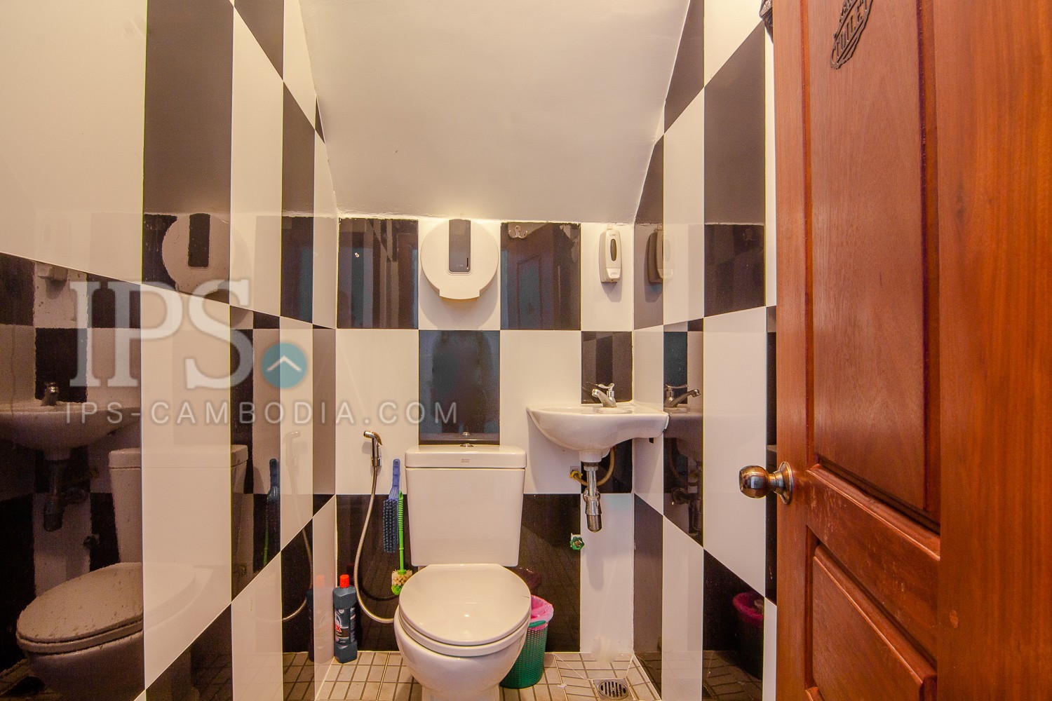 2 Bedroom House For Rent - Sala Kamreuk, Siem Reap - Image 9