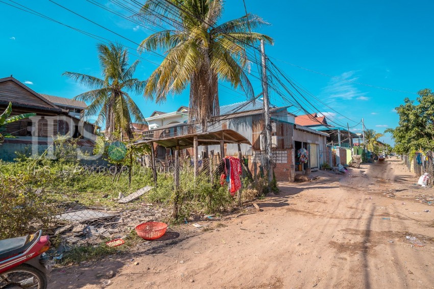  ដីលំនៅឋានទំហំ 78 ម៉ែត្រការ៉េ សម្រាប់លក់- ស្លក្រាម, ក្រុងសៀមរាប