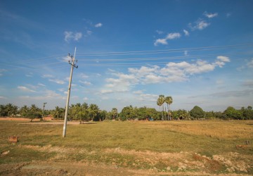 2437 Sqm Land For Sale - Sra Ngae, Siem Reap thumbnail