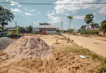 400 Sqm Residential Land For Sale - Sala Kamreuk, Siem Reap thumbnail