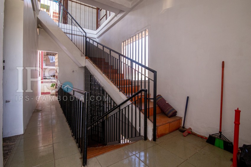 Renovated 4 Bedroom Apartment For Rent - Toul Tum Poung 1, Phnom Penh