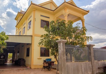 5 Bedroom House For Sale - Sangkat Siem Reap, Siem Reap thumbnail