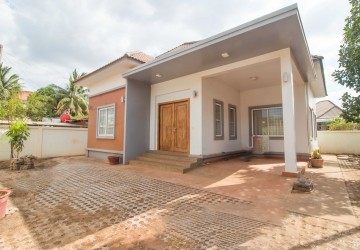 Brand New Two Bedroom Villa for Rent - Tro Peing Traeng thumbnail