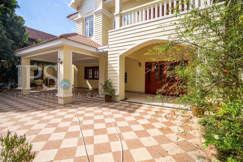 5 Bedroom Villa For Rent - Chroy Changvar, Phnom Penh