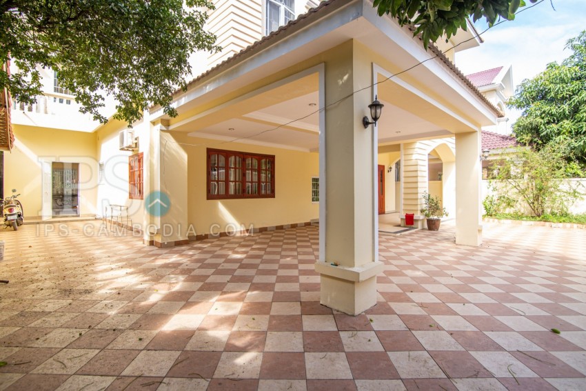 5 Bedroom Villa For Rent - Chroy Changvar, Phnom Penh