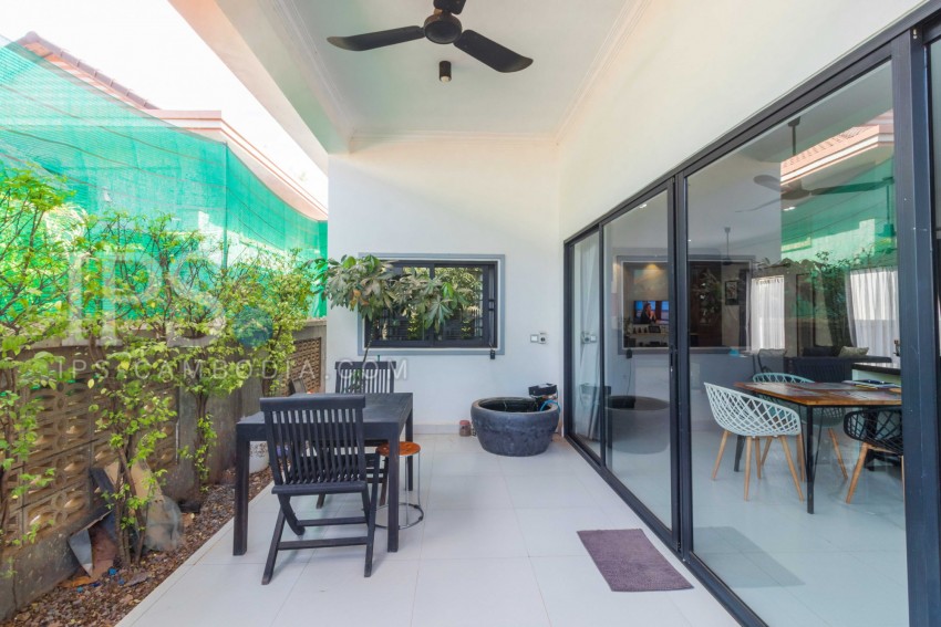 2 Bedroom Western-Style Villa For Rent - Kor Kranh, Siem Reap