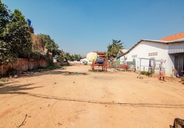 687 Sqm Residential Land For Sale - Sala Kamreuk, Siem Reap thumbnail