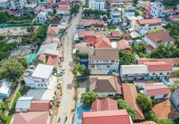  3 Bedroom House For Sale - Night Market Area, Siem Reap thumbnail