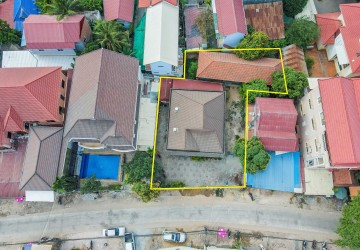  3 Bedroom House For Sale - Night Market Area, Siem Reap thumbnail