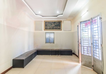 3 Bedroom House For Rent - Sala Kamreuk, Siem Reap thumbnail